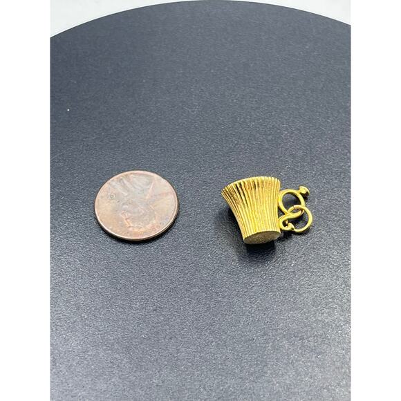 Joan Rivers Vintage Collectible Red Gold Enamel Mug Coffee Cup Jewelry Charm - Picture 7 of 9